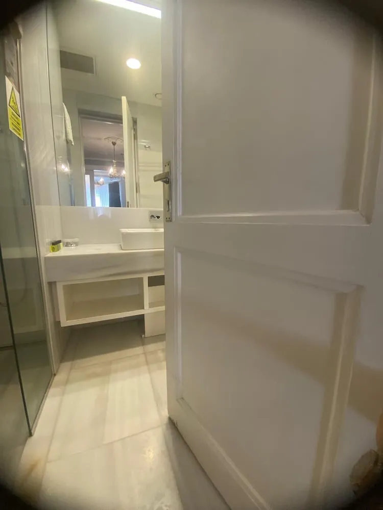 Design İki Ayrı Yataklı Oda