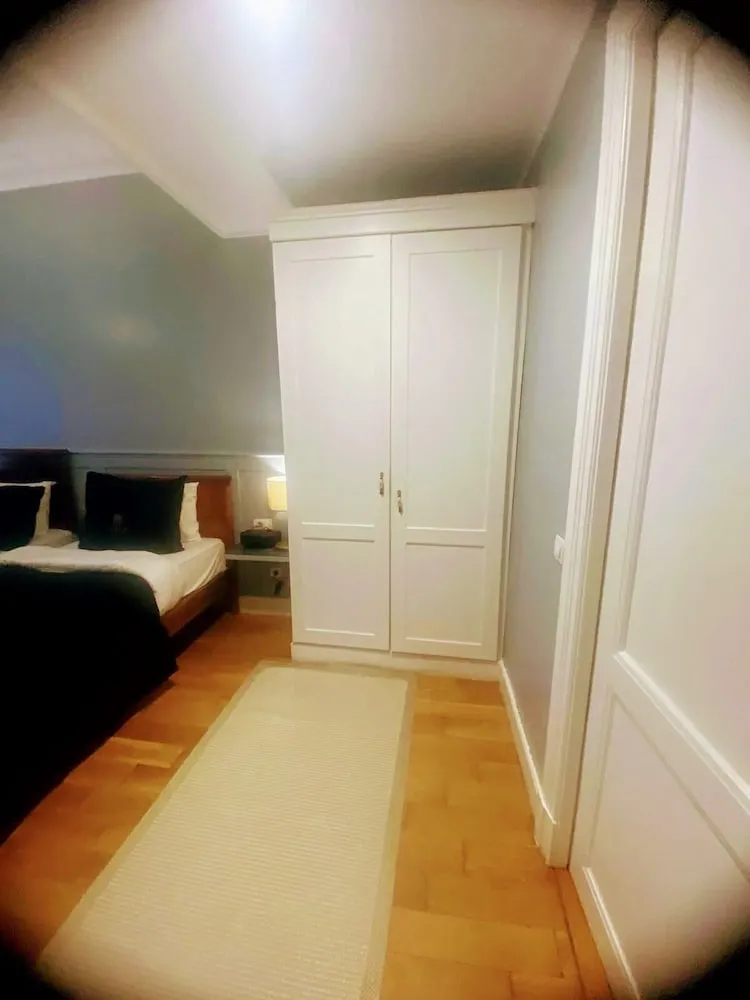 Design İki Ayrı Yataklı Oda