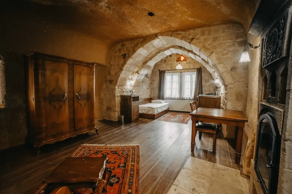 Family Cave Suite