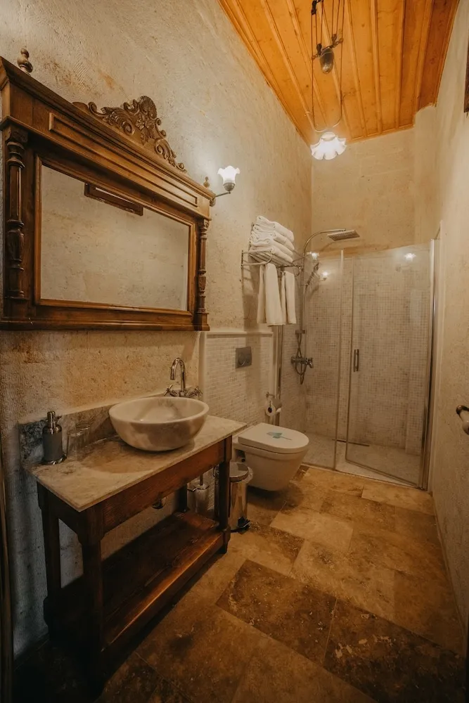 Family Cave Suite