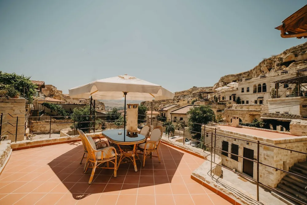 Family Cave Suite