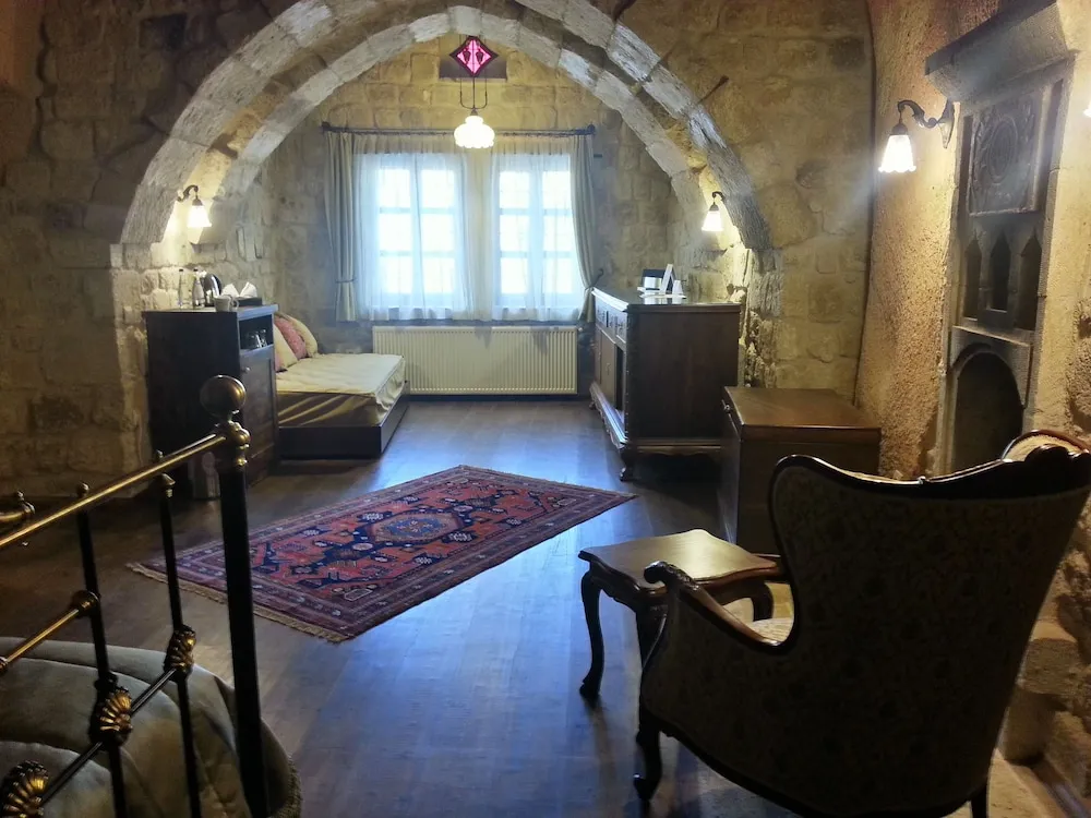 Family Cave Suite