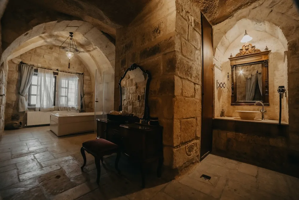 Family Cave Suite