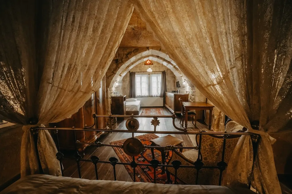 Family Cave Suite