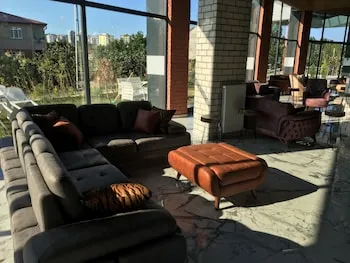 Palas Hotel
