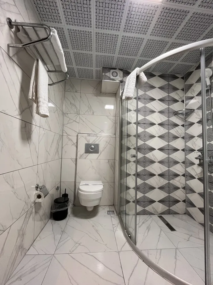 Standard Tek Büyük veya İki Ayrı Yataklı Oda