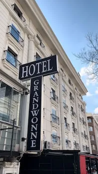 Grand Wonne Hotel