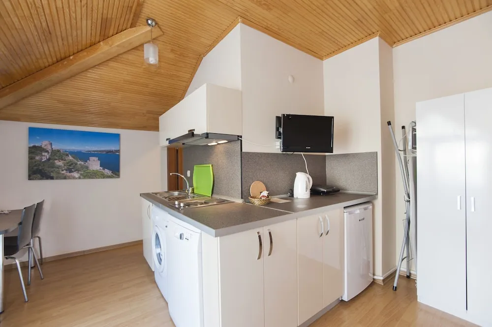 Deluxe Suite with Balcony