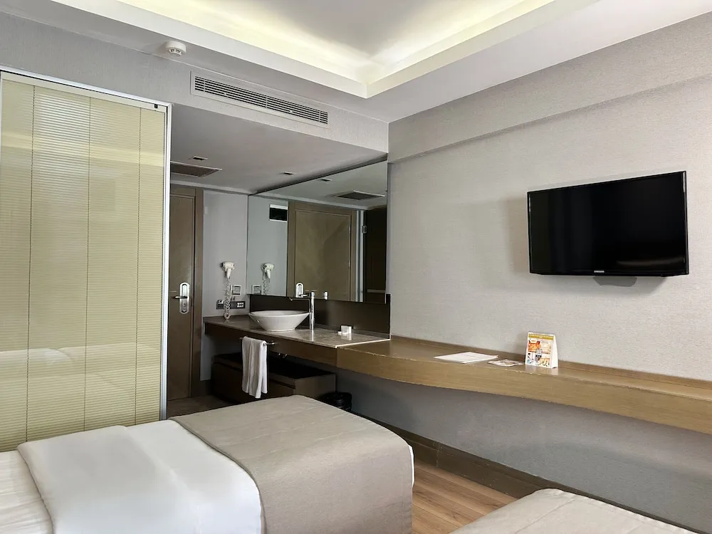 Standard Tek Büyük veya İki Ayrı Yataklı Oda