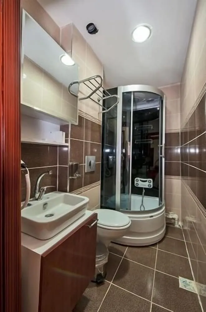 Deluxe Üç Kişilik Oda