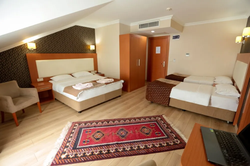 Comfort Quadruple Room