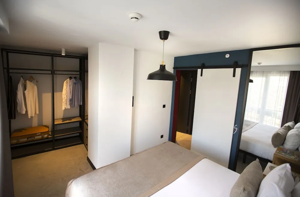 1+1 City View Flat