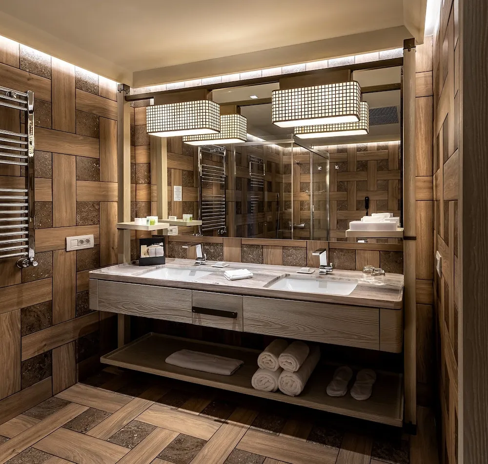 King Suite