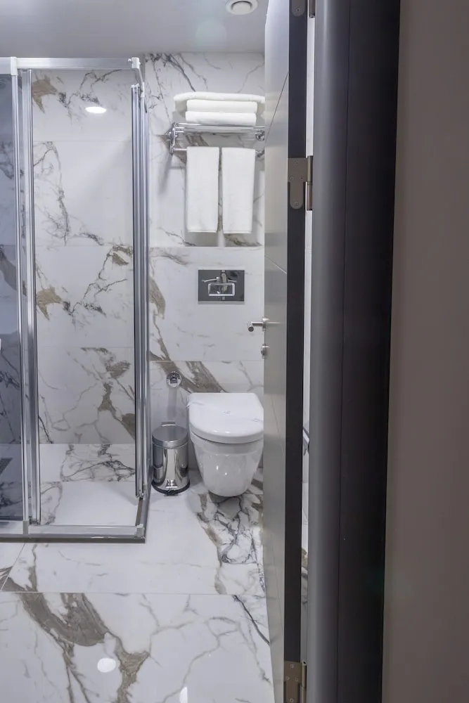 Standard Üç Kişilik Oda