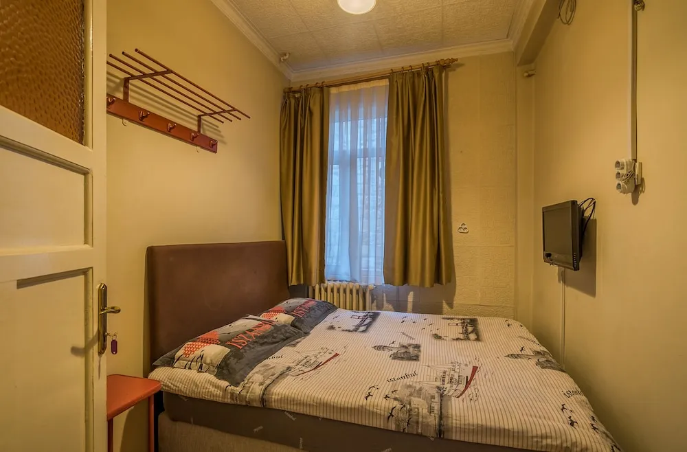 Economy Oda, 1 Çift Kişilik Yatak, Ortak Banyo
