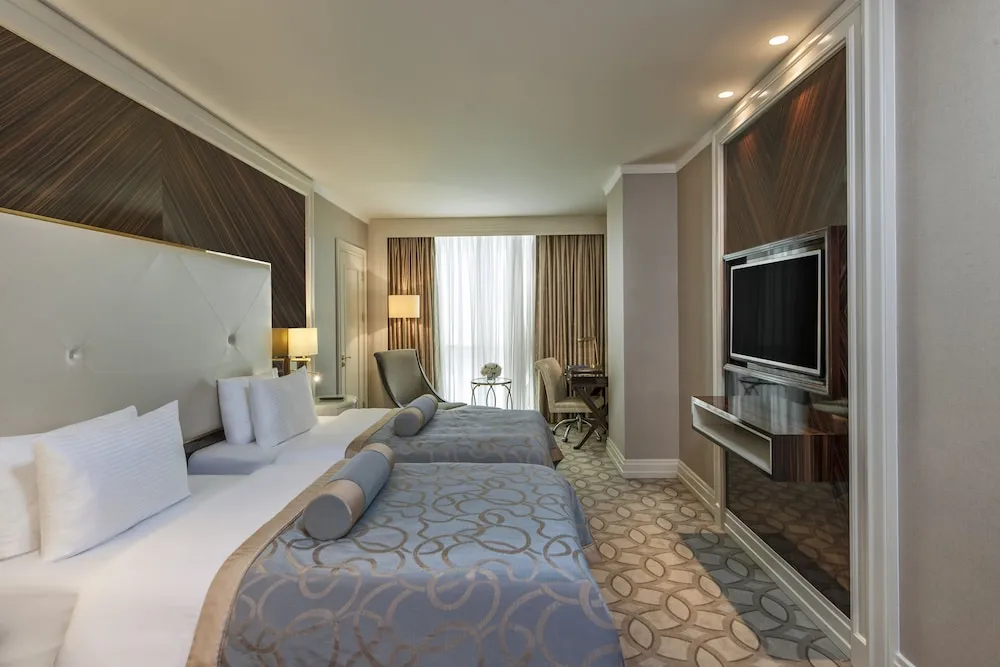 Premium Room with 2 Single Beds