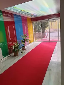Prime Inn Garden