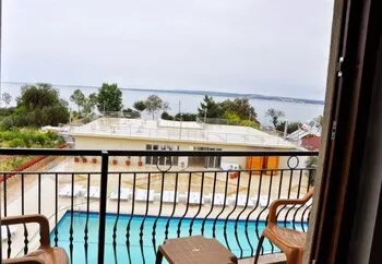 Woxx Beach Hotel