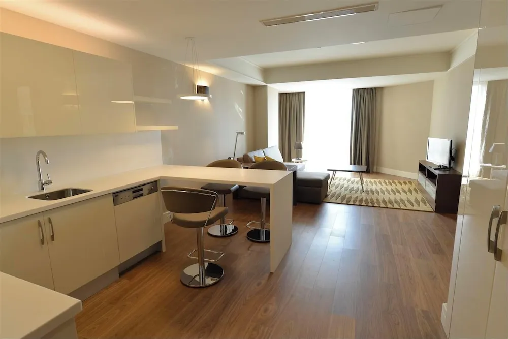 Oda, 2 Tek Kişilik Yatak, Sigara İçilmez, Mutfak (Parlor)