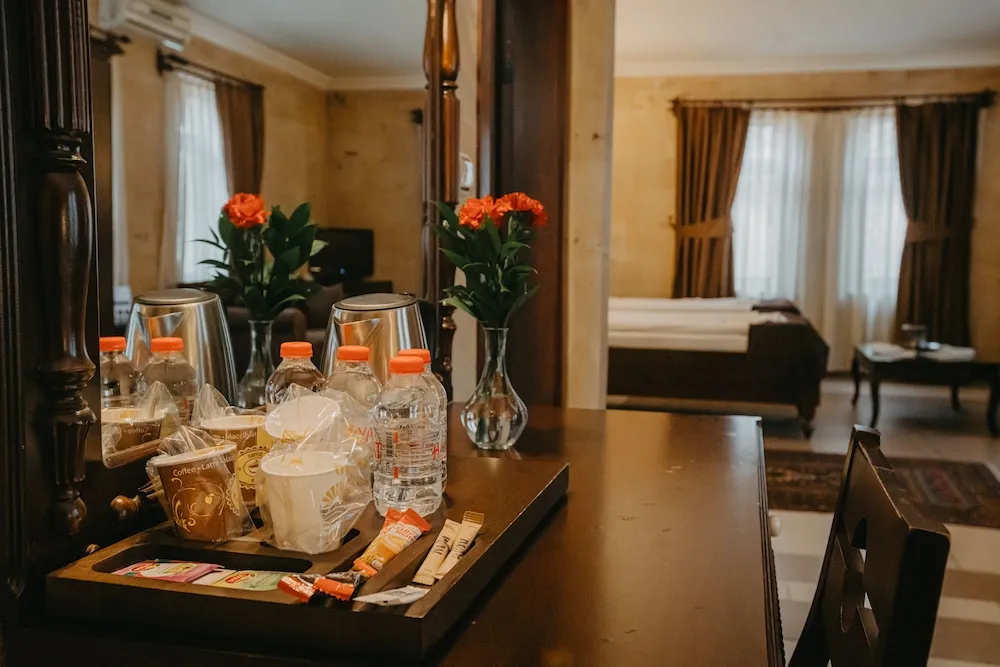 Deluxe Quadruple Stone Room