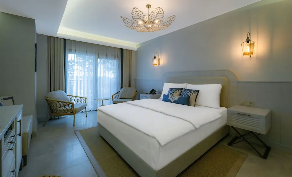 Deluxe Tek Büyük veya İki Ayrı Yataklı Oda, 1 Yatak Odası, Sigara İçilmez, Bahçe Manzaralı