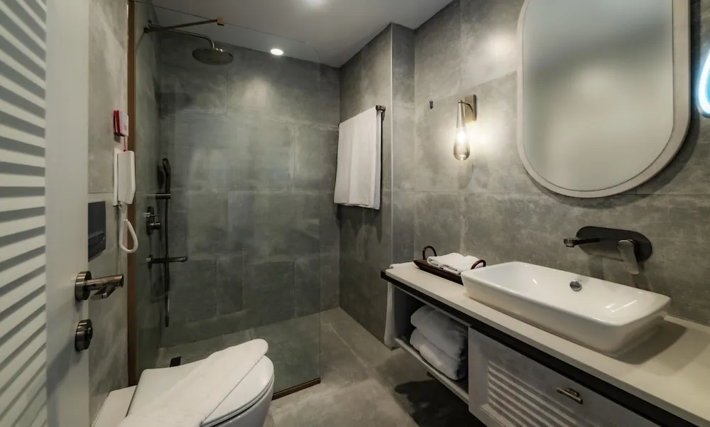 Deluxe Süit, 2 Banyolu, Bahçe Manzaralı