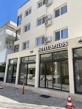 Spilos Gümüldür Hotel