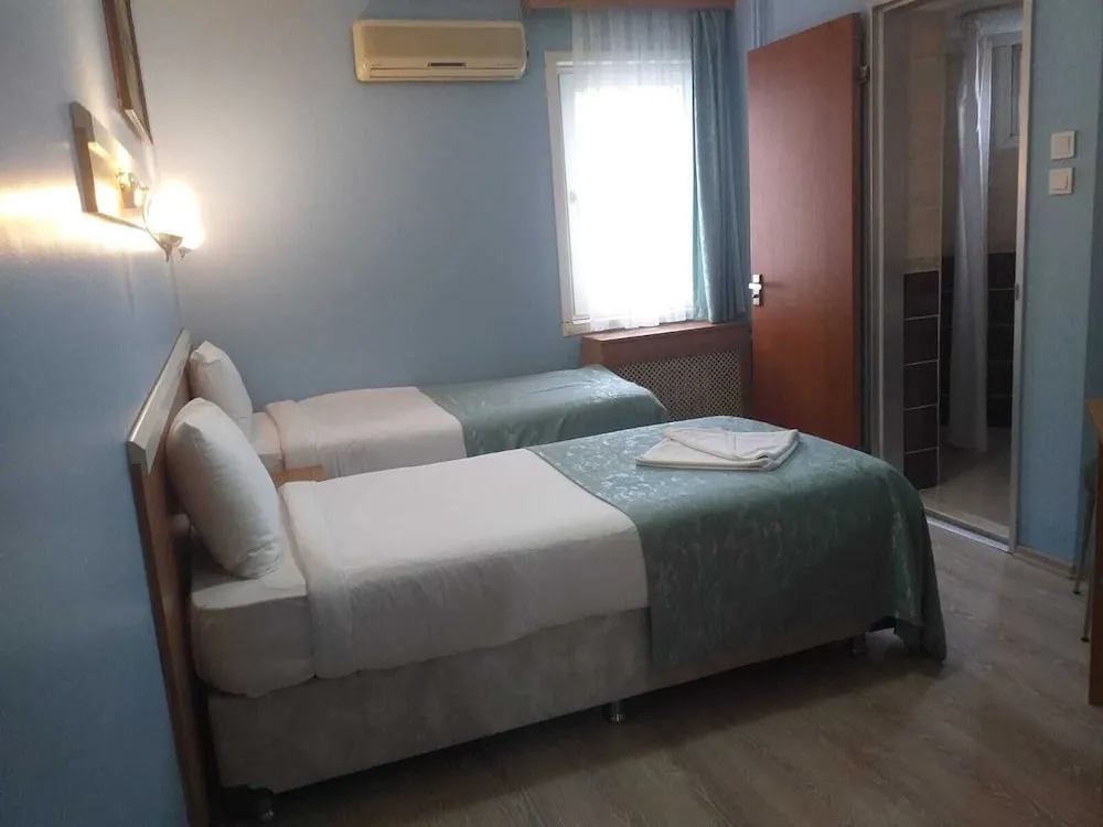 Standard Üç Kişilik Oda