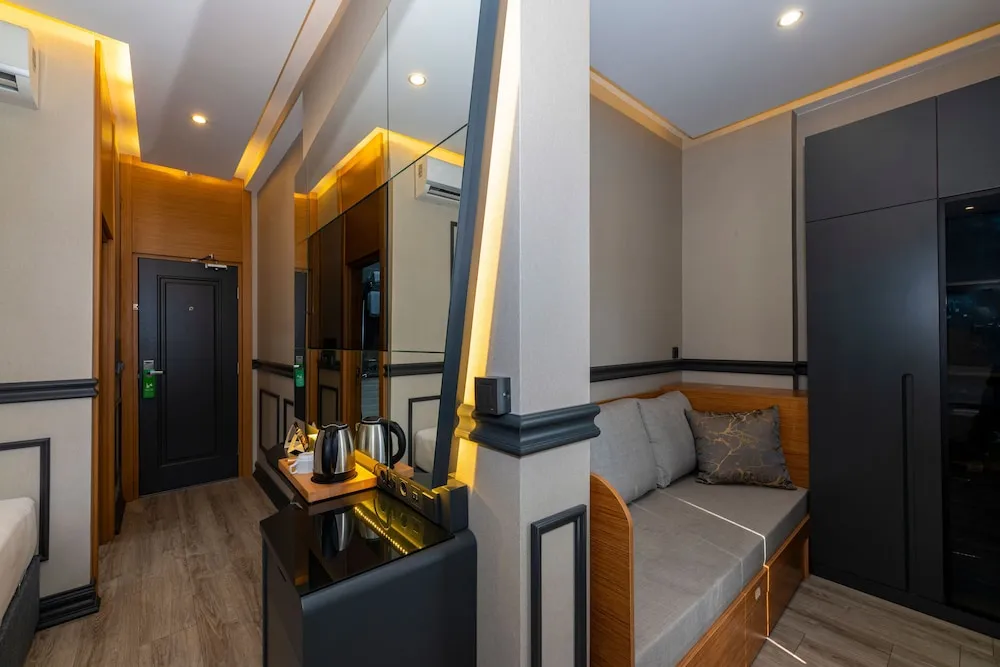 Deluxe Üç Kişilik Oda