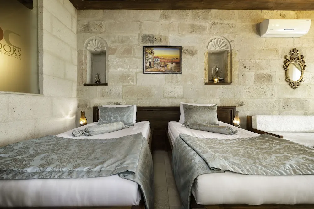 118 Deluxe Room with Balcony