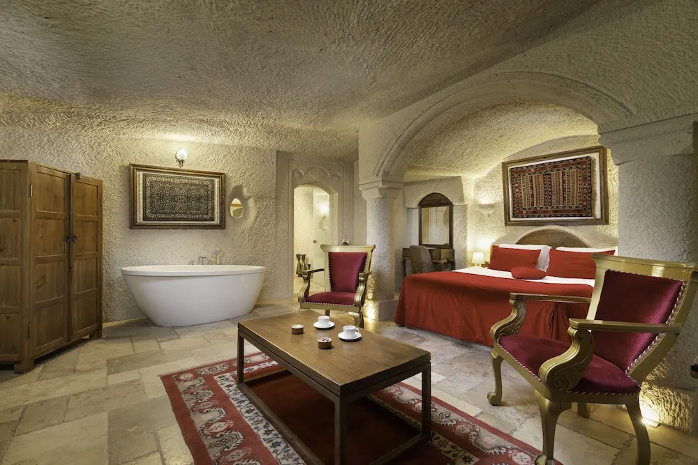115 Junior Cave Suit with Bathtub
