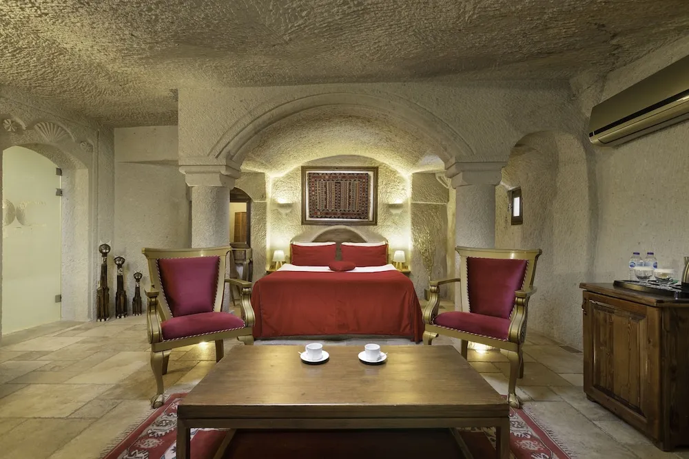 115 Junior Cave Suit with Bathtub