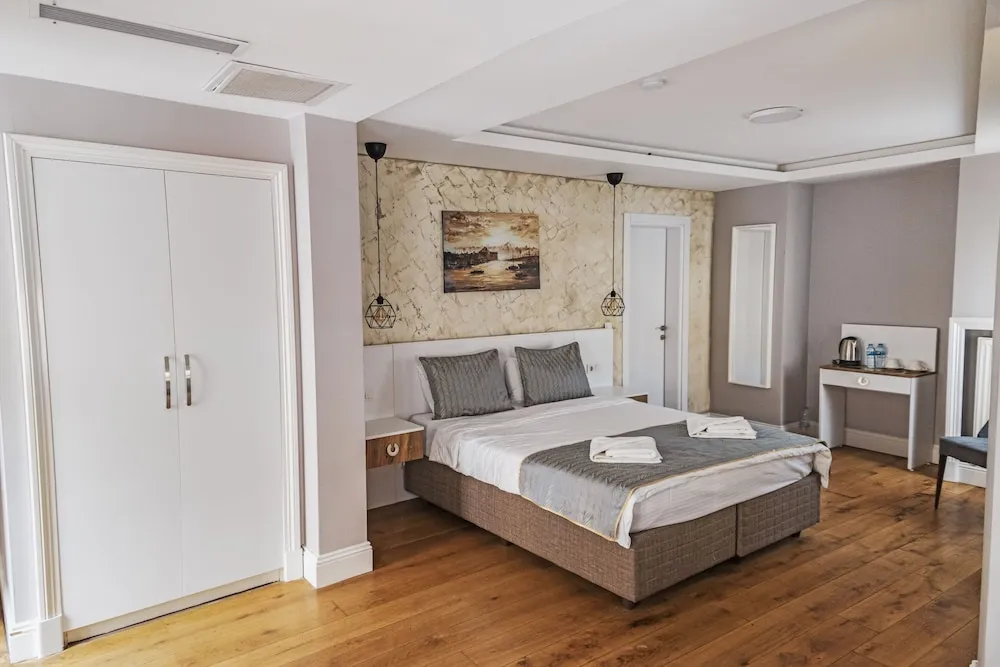 Superior Üç Kişilik Oda, Teras