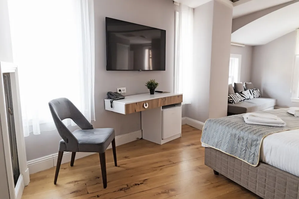 Superior Üç Kişilik Oda, Teras