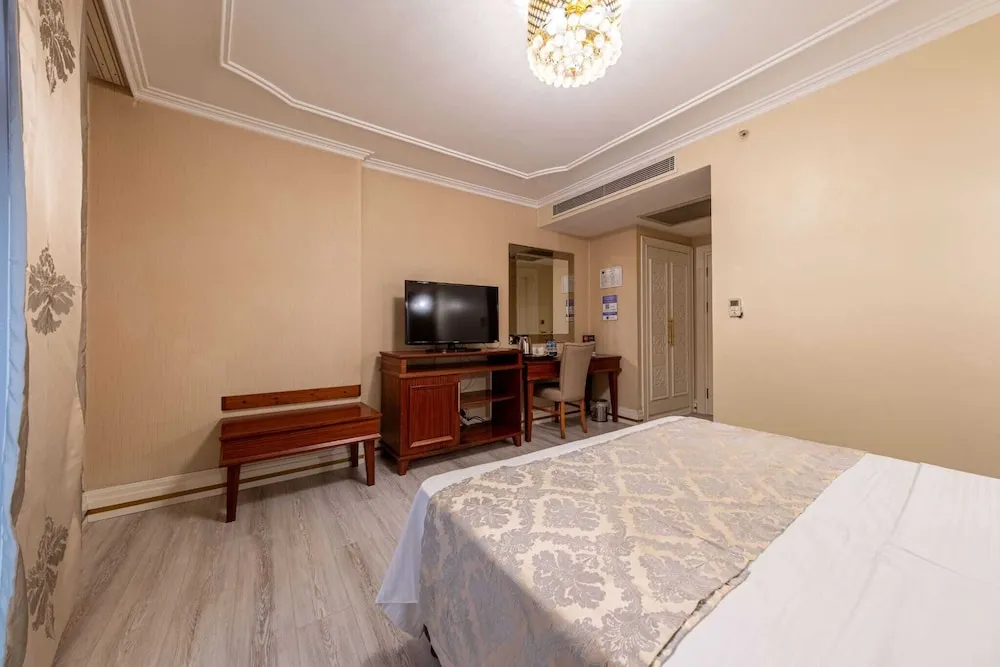 Classic Tek Büyük Yataklı Oda, 1 Çift Kişilik Yatak, Şehir Manzaralı