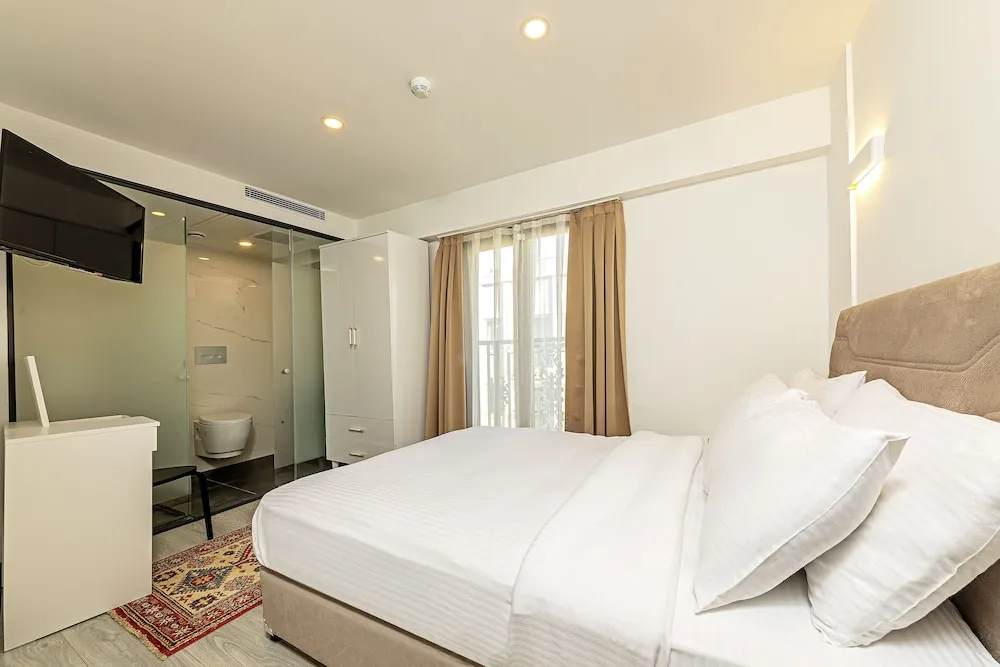 Economy Double Room