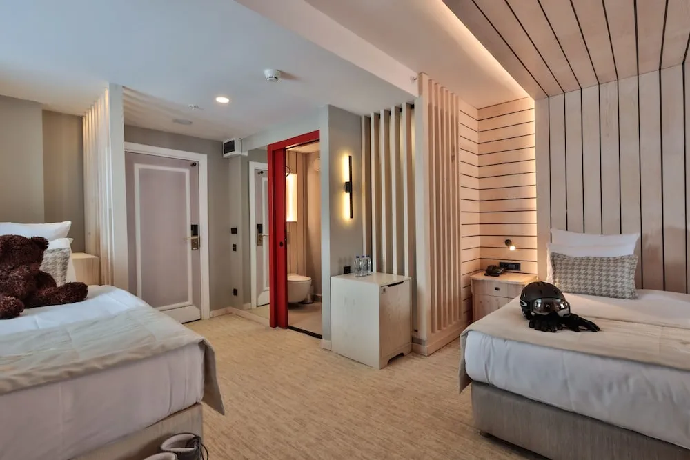 Deluxe Üç Kişilik Oda, Birden Çok Yatak, Dağ Manzaralı