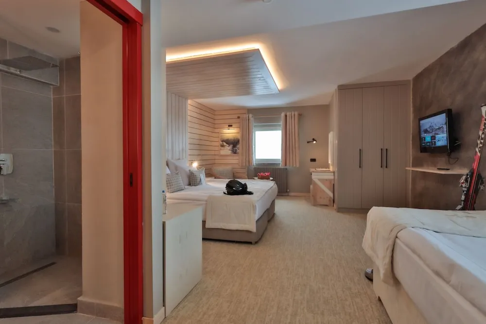 Deluxe Üç Kişilik Oda, Birden Çok Yatak, Dağ Manzaralı