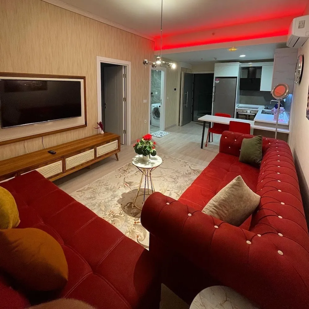 Romantic Süit, 1 Büyük (Queen) Boy Yatak, Sigara İçilmez, Şehir Manzaralı