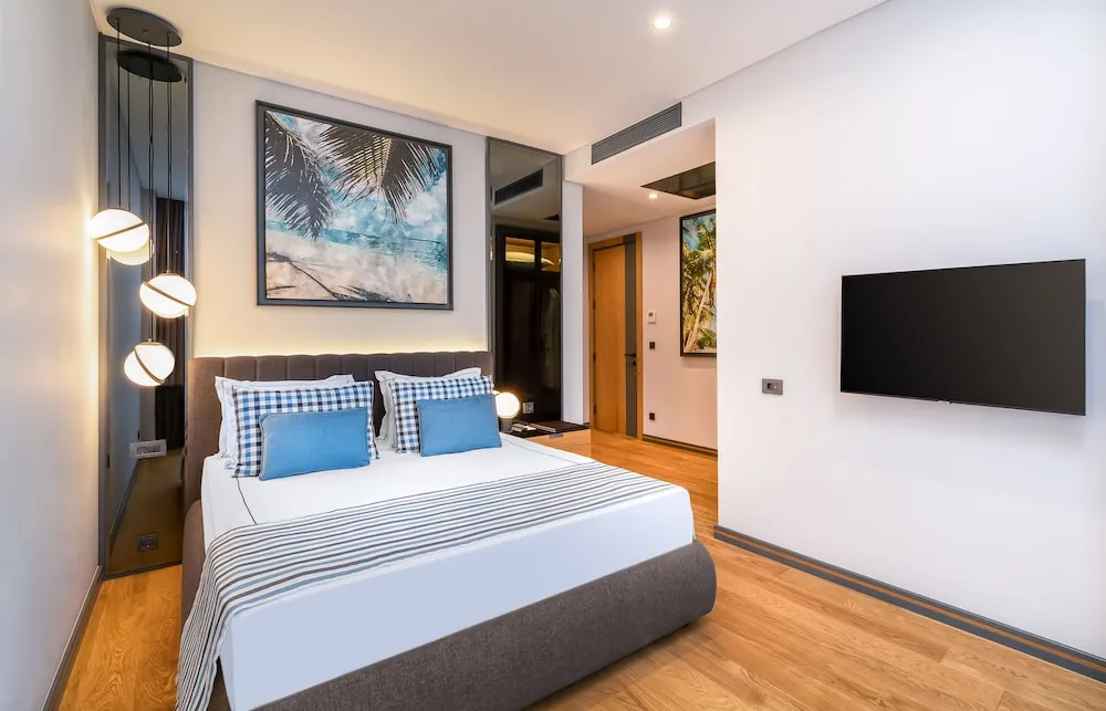 Grand Villa, 4 Yatak Odası, Kişiye Özel Havuzlu