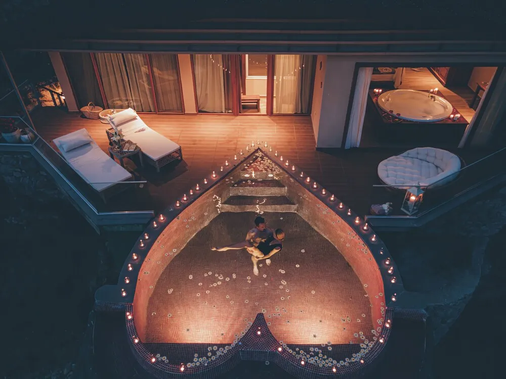 Honeymoon Suite (Sea View)