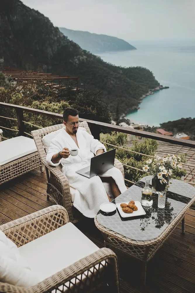 Deluxe Suite (Sea View)