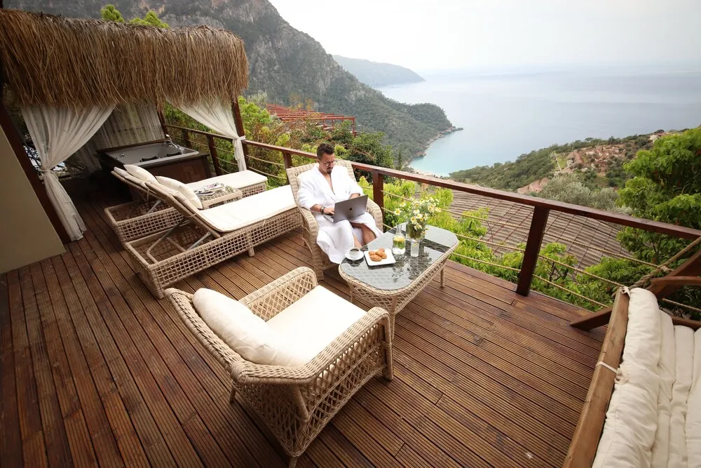 Deluxe Suite (Sea View)