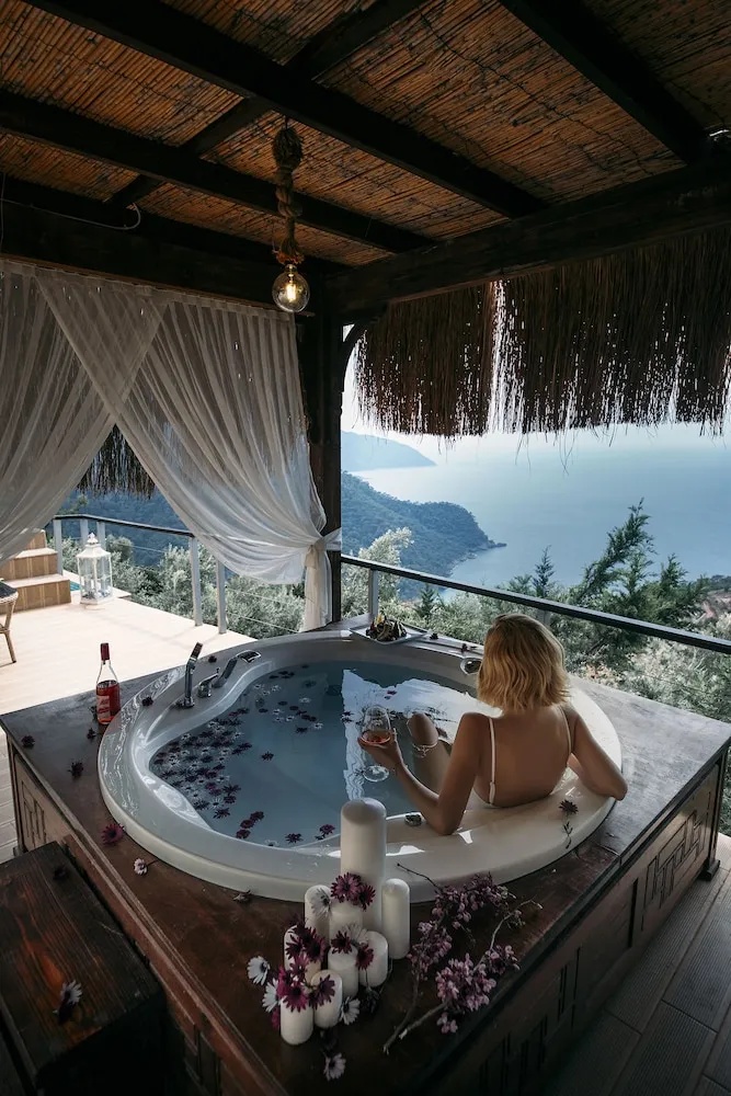 Mirach Suite (Sea View)