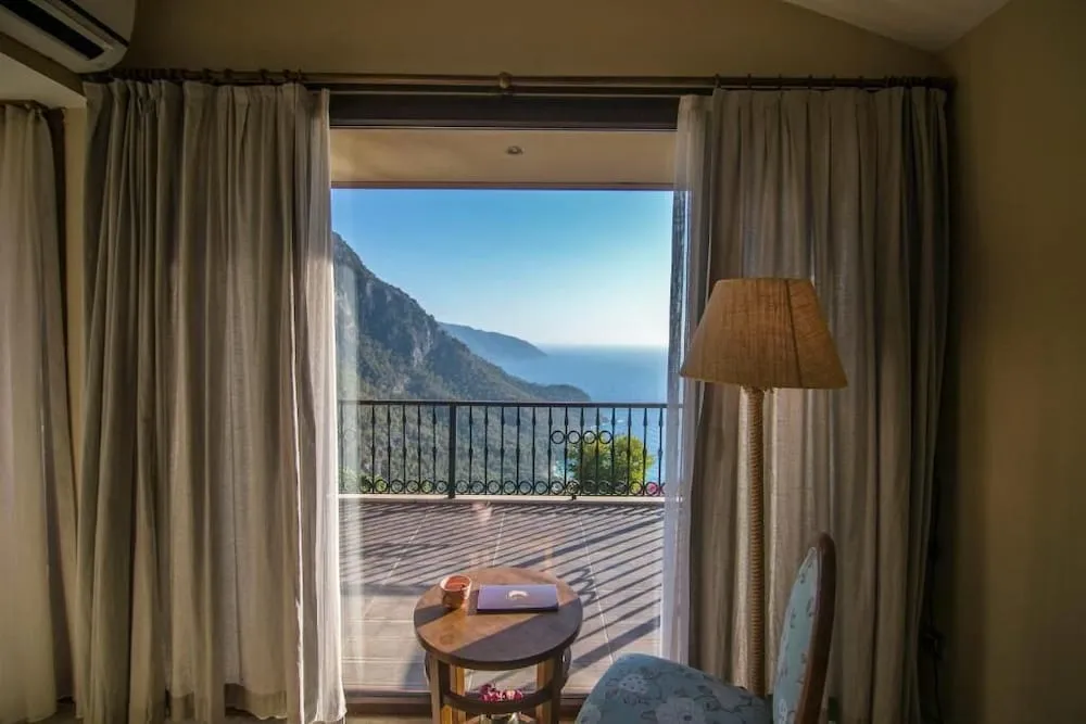 Suite (Sea View)