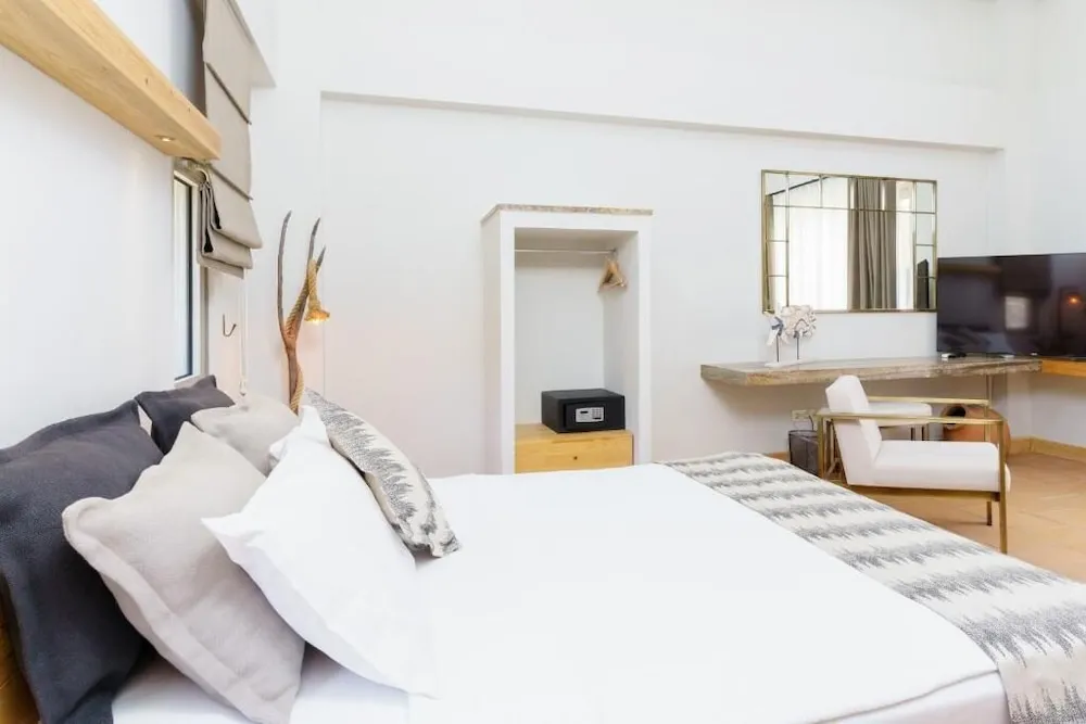 One Bedroom Suite