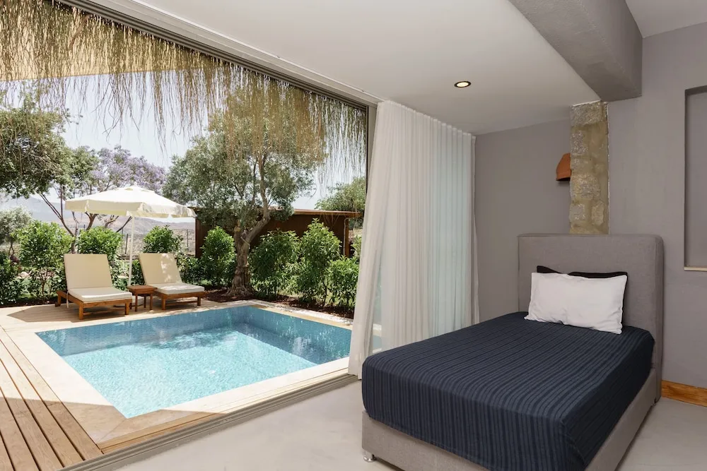 Loft Suite with Private Pool
