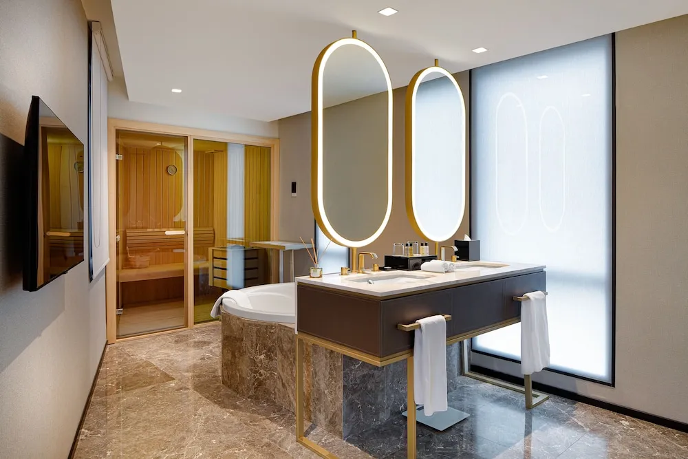 Presidential Suite