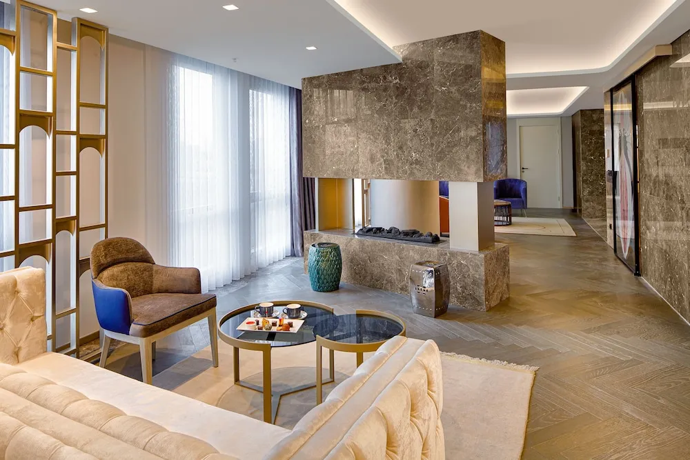 Presidential Suite