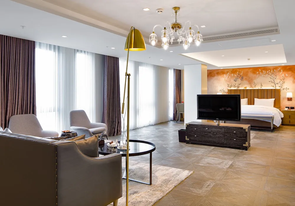 Presidential Suite